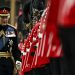 Ο βασιλιάς Κάρολος παρουσίασε τα νέα χρώματα της ιρλανδικής φρουράς λίγο πριν το Trooping the Colour
