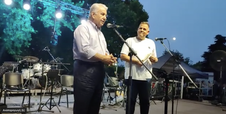 Χρήστος Ζάππας: Αρνήθηκε να παραλάβει την τιμητική πλακέτα στα εγκαίνια του Μουσείου Τσιτσάνη
