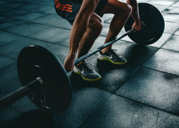 Πως η Whey πρωτεΐνη και η κρεατίνη βοηθούν τους αθλητές να έχουν καλύτερη απόδοση