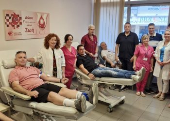Σταγόνες ζωής προσέφερε οι Τρικαλινοί αστυνομικοί