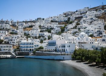 Το ελληνικό νησί που αποθεώνεται διεθνώς ως καταφύγιο ηρεμίας