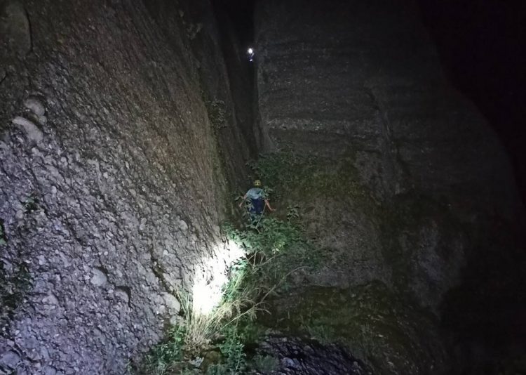 Διάσωση 19χρονου Αμερικανού τουρίστα στα Μετέωρα