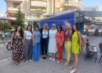 Ελεονώρα Μελέτη | Το όνειρό μου ήταν πάντα ένα μοβ ποδήλατο