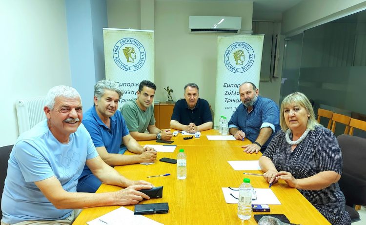 Το νέο Διοικητικό Συμβούλιο του Εμπορικού Συλλόγου Τρικάλων