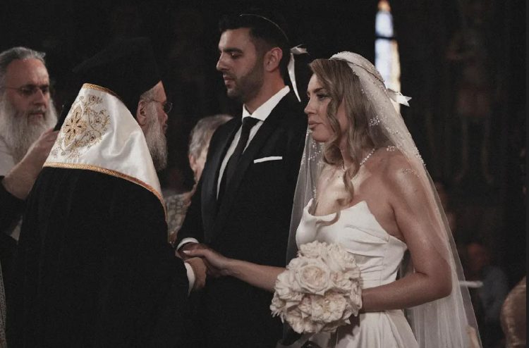 Την εκλεκτή της καρδιάς του Αικατερίνη Τσίνα παντρεύτηκε ο πρόεδρος Βενζινοπωλών Τρικάλων Αργύρης Παπαθανασίου | Βάφτισαν και τον γιο τους