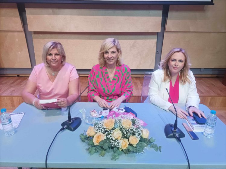 Καθήλωσε το κοινό η παρουσίαση του βιβλίου της Μαρίας Παναγοπούλου