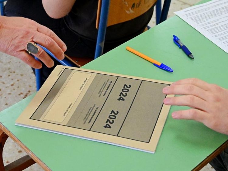 Ολοκληρώθηκε ο εξεταστικός κύκλος των πανελληνίων εξετάσεων στα Τρίκαλα