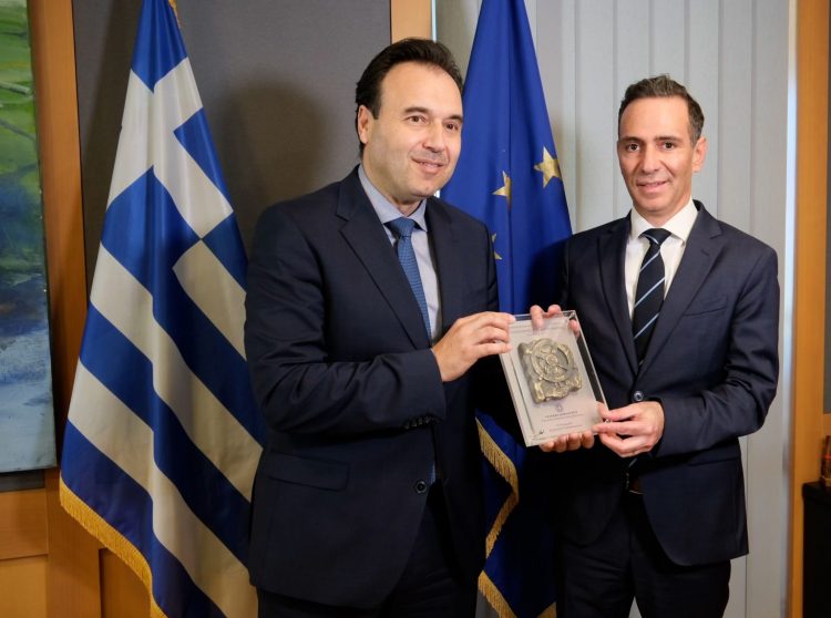 Ελλάδα – Κύπρος: Εμβάθυνση της συνεργασίας στον τομέα του ψηφιακού μετασχηματισμού