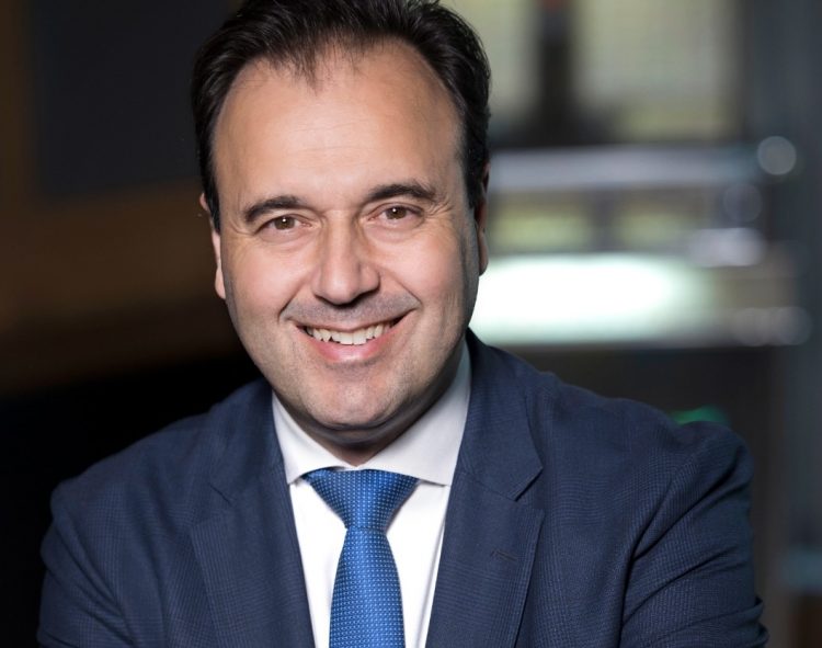 mAiGreece: Διαθέσιμος από σήμερα ο Ψηφιακός Βοηθός Τεχνητής Νοημοσύνης για τις διακοπές στην Ελλάδα