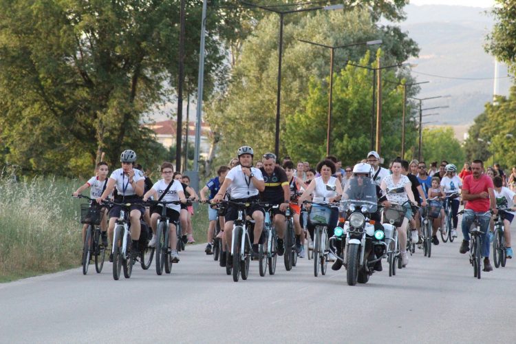 2024 ορθοπεταλιές στα Τρίκαλα για τα ποδήλατα και το περιβάλλον