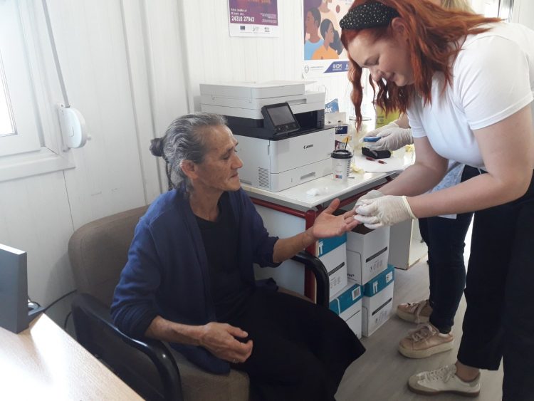 Ενημέρωση και μετρήσεις για σακχαρώδη διαβήτη στους τρικαλινούς Ρομά