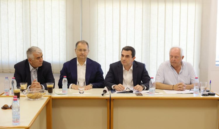 Κώστας Σκρέκας από το Επιμελητήριο Άρτας: «Προτεραιότητα της Κυβέρνησης η περιφερειακή ανάπτυξη»