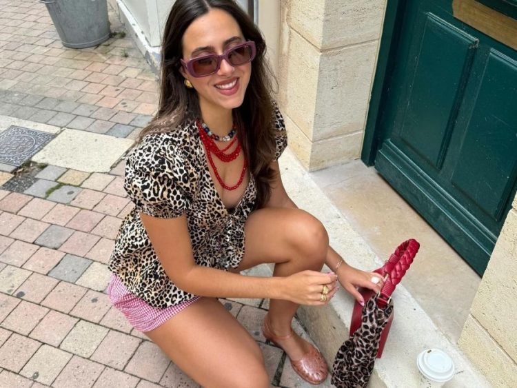 Τα jelly shoes είναι τα πλαστικά παπούτσια που θα έρθουν μαζί σου στη θάλασσα -Και όχι μόνο