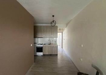 ΤΡΙΚΑΛΑ | ΕΝΟΙΚΙΑΖΕΤΑΙ διαμέρισμα 1ου ορόφου 42τμ, πλήρως επιπλωμένο