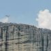 Από αέρα η αντιμετώπιση της πυρκαγιάς στους Βράχους των Μετεώρων