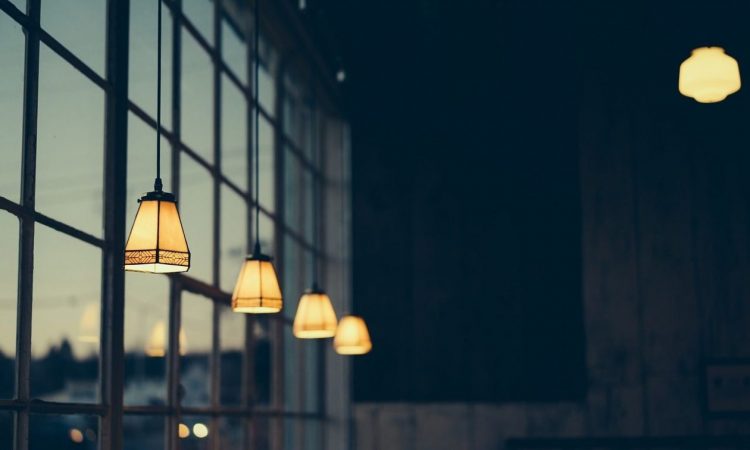 Έρχονται αυξήσεις στα τιμολόγια ρεύματος – Τρομάζουν οι νέοι λογαριασμοί