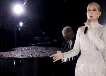 Σελίν Ντιόν: Το μήνυμά της μετά την εμφάνισή στην Τελετή Έναρξης των Ολυμπιακών Αγώνων στο Παρίσι