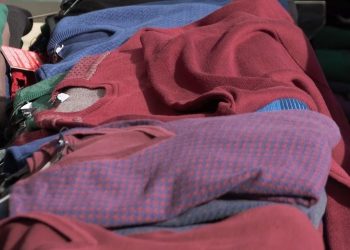 Χημική μέθοδος που ανέπτυξαν επιστήμονες «κλειδί» για την ανακύκλωση των υφασμάτων