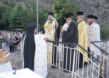 Τιμήθηκε η Αγία Κυριακή στο ιστορικό μοναστήρι της Νεράιδας