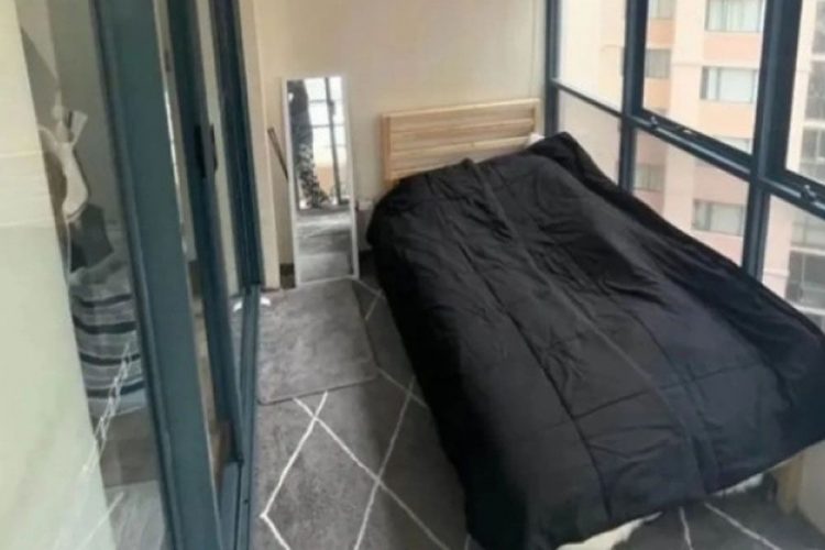Η αγγελία που έχει κάνει το γύρο του διαδικτύου: Το εξωφρενικό ποσό που ζητάει ιδιοκτήτης για την ενοικίαση μπαλκονιού