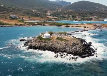 Το Νησί των Νεκρών: Πού βρίσκεται στην Ελλάδα το μέρος που δεν θέλετε να πάτε ποτέ