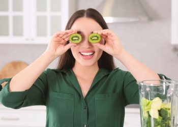 Τι θα συμβεί στο σώμα σας αν τρώτε ένα ακτινίδιο καθημερινά