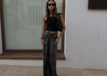 Sarong skirts are back! Γιατί το πιο απλό και stylish item παραλίας θα είναι πάντα το παρεό μας