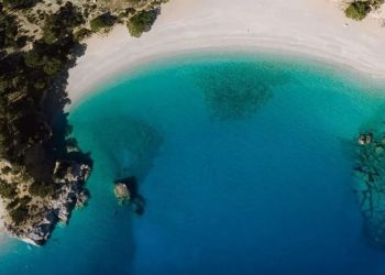 Ένα ελληνικό νησί ανάμεσα στους 24 πιο υποτιμημένους ταξιδιωτικούς προορισμούς του κόσμου