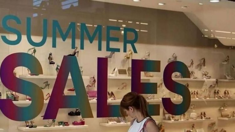 Σε μεγάλα ποσοστά κυμαίνονται οι εκπτώσεις στα Τρίκαλα
