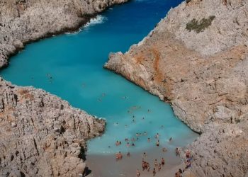 Σεϊτάν Λιμάνια: Ο «καταραμένος» παράδεισος της Κρήτης με τα παραμυθένια νερά