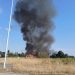 Μάχη με τις φλόγες δίνουν οι πυροσβέστες σε μεγάλη πυρκαγιά κοντά στο Βιολογικό Καθαρισμό Τρικάλων