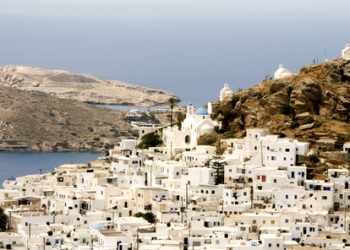 Οι Τρικαλινοί θα κάνουν διακοπές και φέτος | Οι νέοι επιλέγουν Ίο και νησιά και οι μεγαλύτεροι τα θεσσαλικά παράλια|Συνέντευξη με τον Παναγιώτη Ντιντή