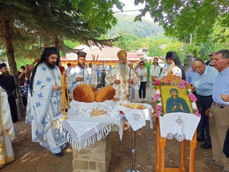 Της Αγίας Παρασκευής Προστάτιδας των Βλάχων και της Καστανιάς