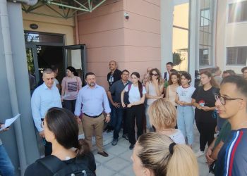 Ήρθαν στη Θεσσαλία και έπιασαν δουλειά οι κτηνίατροι για την πανώλη των μηρυκαστικών | Ξεκίνησε η μεγαλύτερη επιχείρηση που έγινε ποτέ