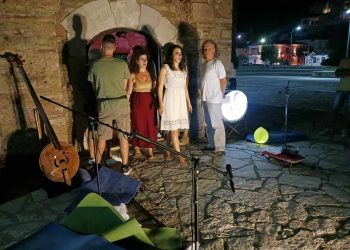 Μάγεψε τους Τρικαλινούς το έργο «Εγώ, η Μήδεια»