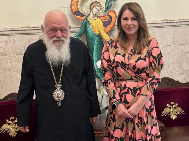 Συνάντηση της υφυπουργού Κοινωνικής Συνοχής και Οικογένειας, Κατερίνας Παπακώστα, με τον Μακαριώτατο Αρχιεπίσκοπο Αθηνών και πάσης Ελλάδος, κ.κ. Ιερώνυμο