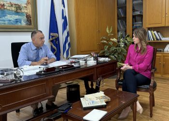 Επείγουσα επίσκεψη της Κατερίνας Παπακώστα στον υφυπουργό Αγροτικής Ανάπτυξης και Τροφίμων