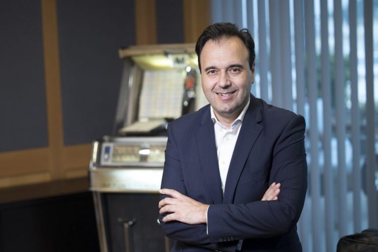 Η καινοτομία στη ζωή μας | Για τις εφαρμογές που διευκολύνουν την καθημερινότητά μας μιλάει σε συνέντευξη ο Υπουργός Ψηφιακής Διακυβέρνησης Δημήτρης Παπαστεργίου (ηχητικό)