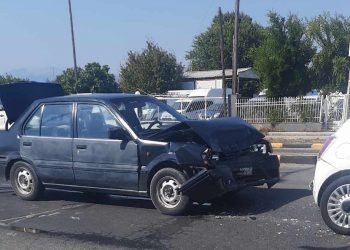 Τροχαίο με δύο ΙΧ στην Τρικάλων-Καλαμπάκας