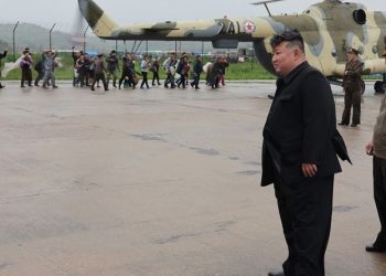 Βόρεια Κορέα: Ο Κιμ Γιονγκ Ουν απαγόρευσε τις κοτσίδες – Αυτός είναι ο λόγος