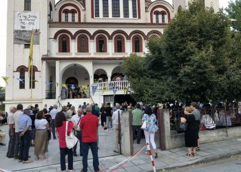 Λάρισα: Η απίστευτη ιστορία της Παναγίας στα Ταμπάκικα – Ξεκίνησαν να σκάβουν για να κτίσουν βυρσοδεψείο και βρήκαν εικόνα της Μεγαλόχαρης!