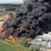 Δείτε βίντεο της φωτιάς στην επιχείρηση ανακύκλωσης που κόβει την ανάσα