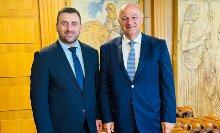 Δέσμευση Τσιάρα προς Αβραμόπουλο για γενναία αποζημίωση των κτηνοτρόφων