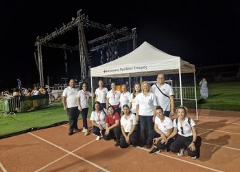 Υγειονομική κάλυψη της συναυλίας του Αντώνη Ρέμου στο Δημοτικό Στάδιο Τρικάλων από τοπικό παράρτημα του Ε.Ε.Σ.