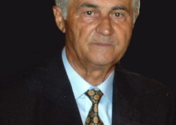 Απεβίωσε ο συνταξιούχος δάσκαλος Δημήτριος Κακούδης