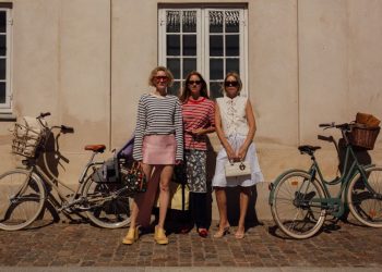 Εβδομάδα Μόδας στην Κοπεγχάγη: 20 street style looks που θα μας δώσουν το πρώτο φθινοπωρινό vibe