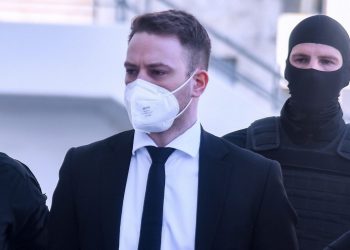Στη Νομική Κομοτηνής ο Μπάμπης Αναγνωστόπουλος – Ξεκίνησε το διάβασμα