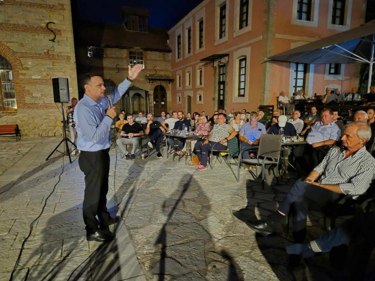 Μήνυμα ελπίδας και προοπτικής έστειλε ο Χάρης Δούκας από τα Τρίκαλα