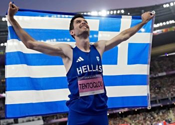 Ολυμπιακοί Αγώνες 2024: Σημαιοφόρος στην τελετή λήξης ο Μίλτος Τεντόγλου