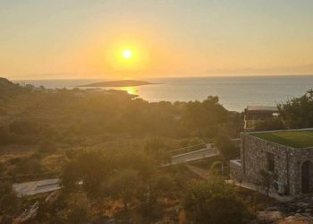Ελαφόνησος: Το νησί που βάζει στόχο να γίνει πρότυπο βιώσιμης τουριστικής ανάπτυξης